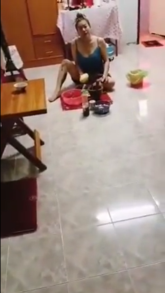 Ngerayu janda Thailand tetangga kost sebelah yang lagi bikin rujak
