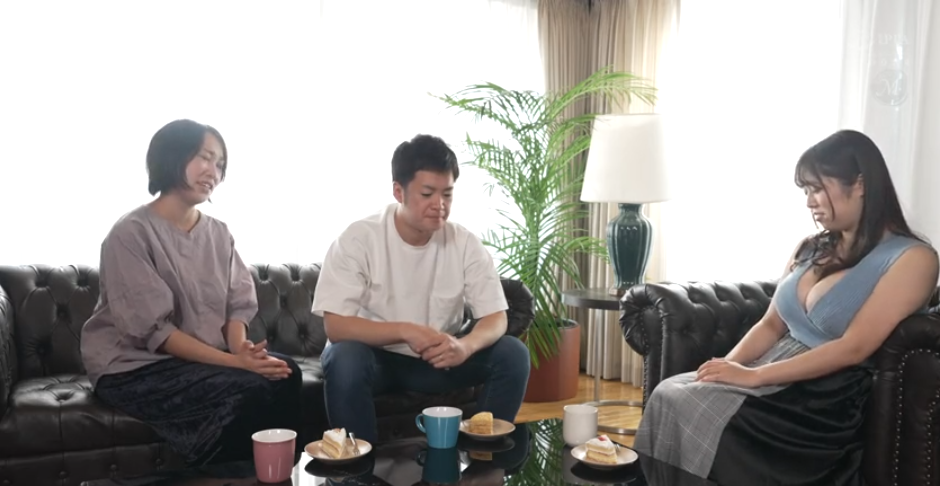 NGENTOT SAMA TEMAN ISTRI YANG TOBRUT KARENA JARANG DI PUASIN