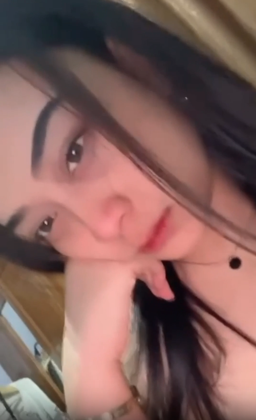 Bu salsa bertoket gede lagi asik bugil depan CAM