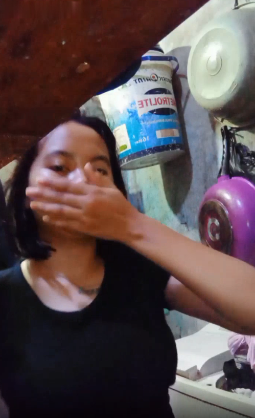 Arrayesa rekaman buat pacar mandi bugil