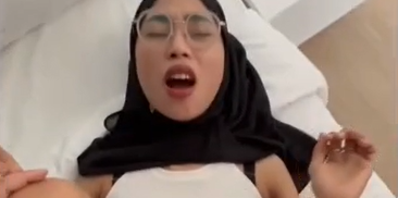 ABG JILBAB NGEWE DI OYO
