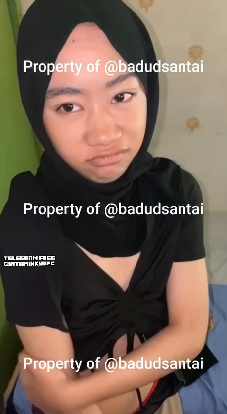 Bocil hijab di paksa bugil