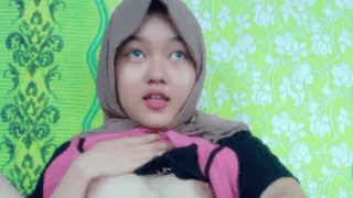 RANIA ABG CANTIK LAGI COLMEK
