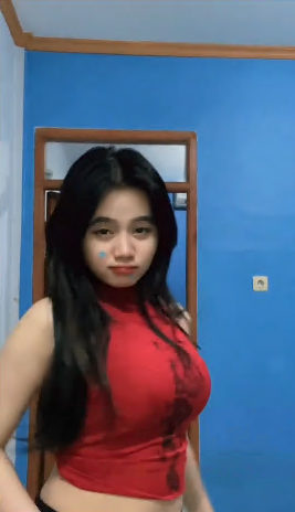Anggi jess tiktokers pamer keindahan tubuh