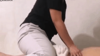 Janda tobrud disuruh pijit malah dibuat sange