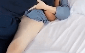 Jilbab di gilir di hotel