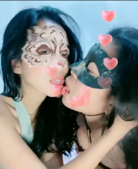 itil dreamlive lesbian sama kakak