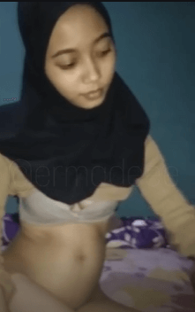 Elfira hijab hamil