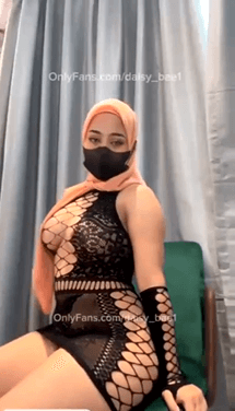 Tante Hijab Tobrut Semok