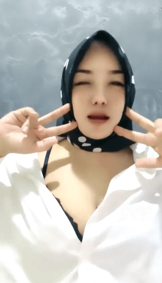 Tante hijab cantik bgt