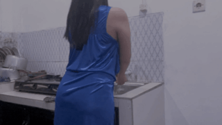 Tante nadalyne Lagi Cuci Piring Malah Di Grepek-grepek Doi