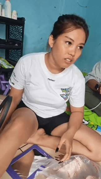 B0 M!Chat Siang Siang. L0nte Karaoke Dikosan