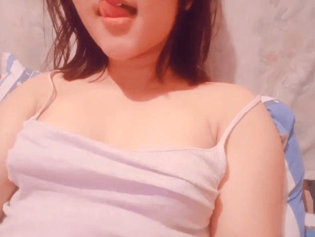 Masih SMP Nadia Chindo Memek Becek