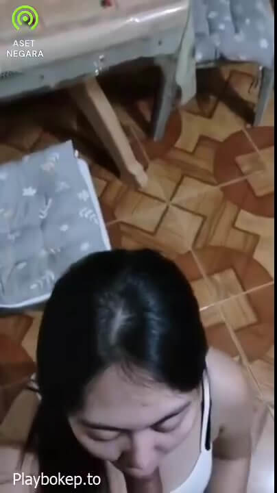 Prank tukang galon, Bayarnya pake ngemut kontolnya