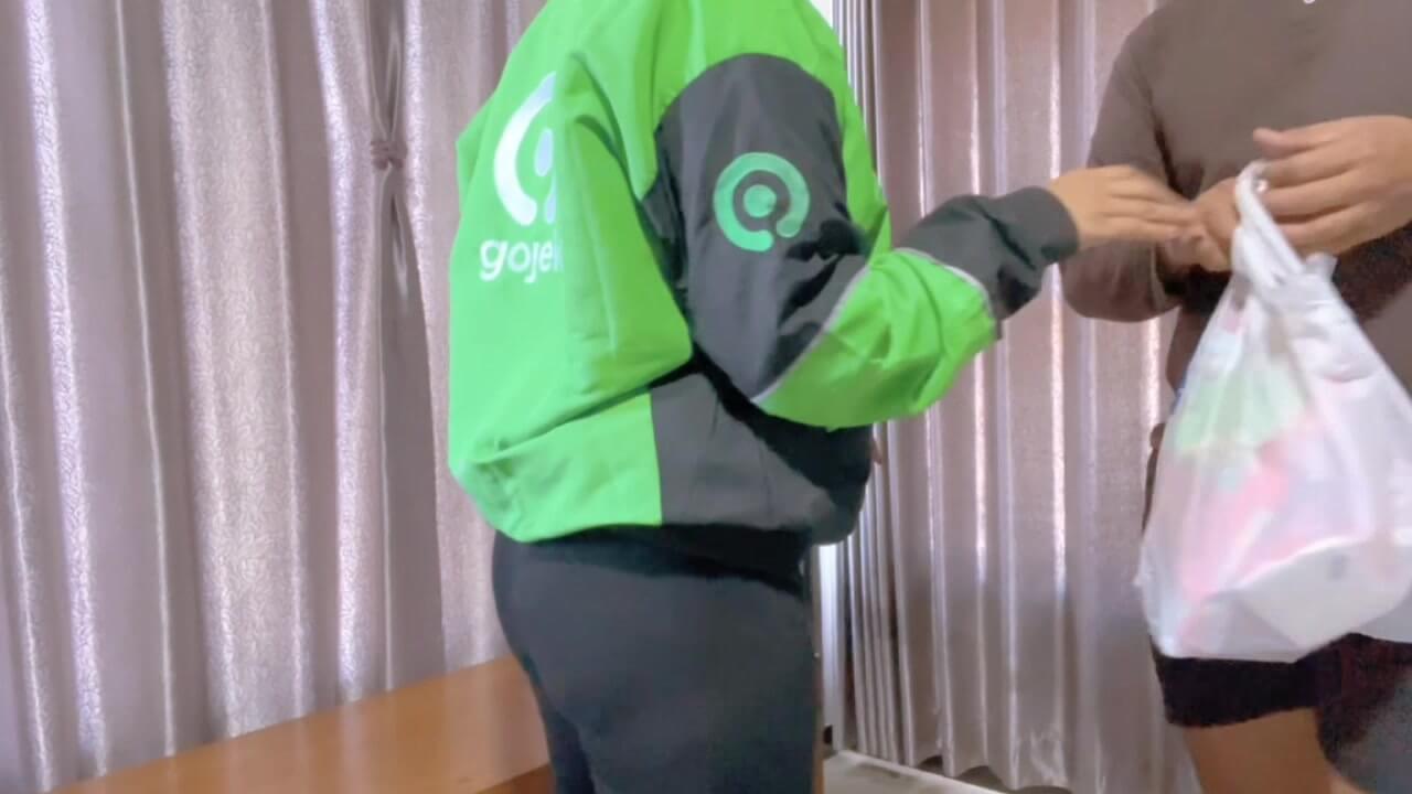 ojol cewek nganter makanan