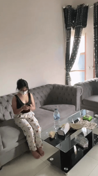 Ga sadar colmek di ruang tamu ada cctv