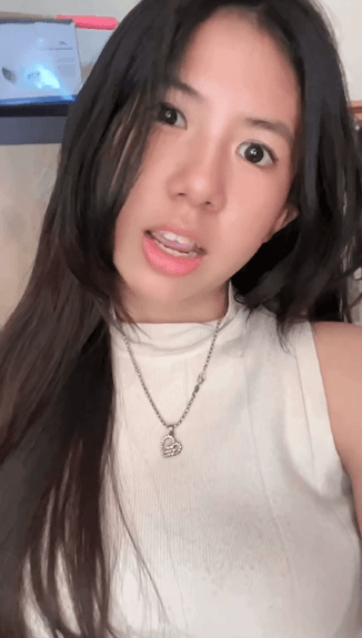 ABG Cantik Bugil Di Kamar Sambil Colmek