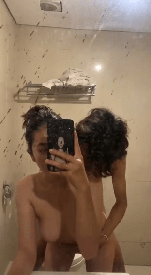 Pacar Mirip Artis Suka Ngentot