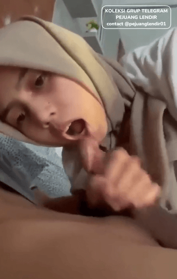 Bokep Hijab Suka Nyepong