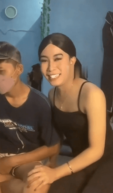 Di Setubuhi Tante Girang Sampe Lemes